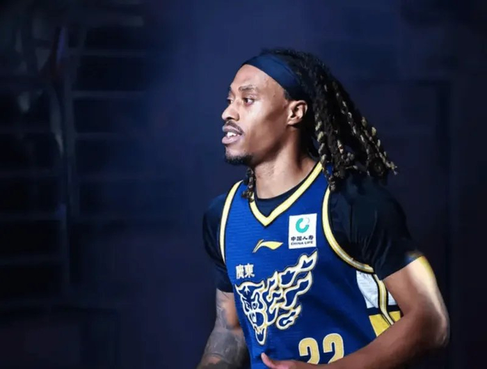 开云在线开户平台-杜锋终于弃用麦考尔！上场就拖节奏影响队友，趁机补强护框大外吧|广东|纯纯|王少杰|朱芳雨|徐杰_新浪体育_新浪新闻